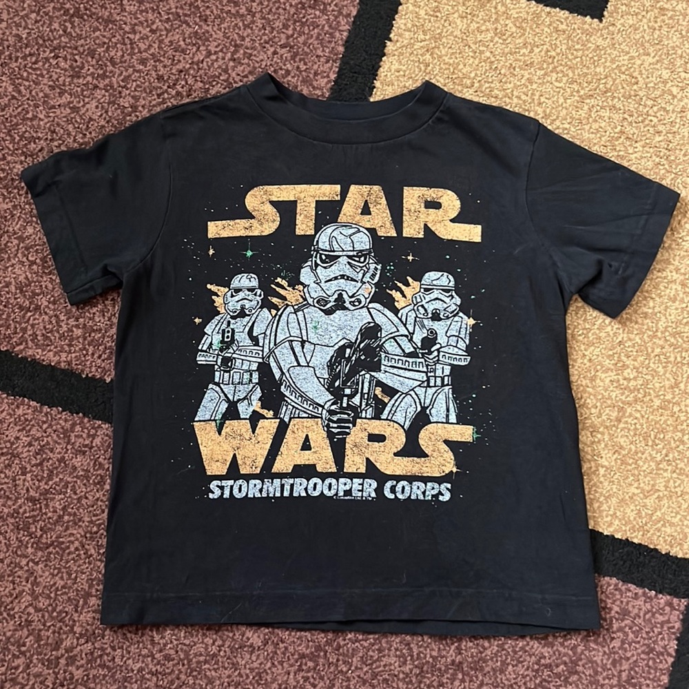 Old Navy Collectabilitees- Star Wars T Shirt - Size XS